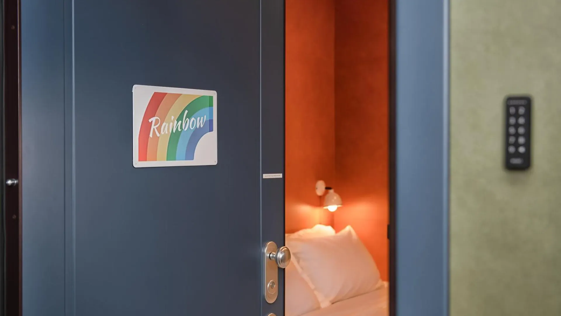 Rainbow Colorful Studio By Central Station Milano Appartamento